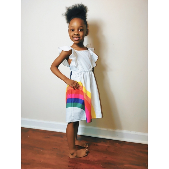 Belle - Picture 3 of 6